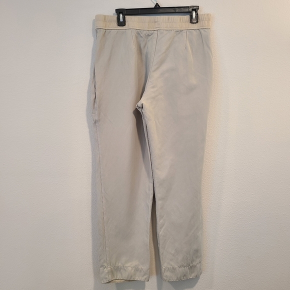 James Perse Pleated Twill Tapered Beige Pants - Picture 3 of 5